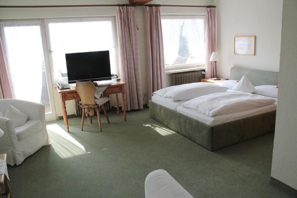 Burgdacherl Hotel Neubeuern Camera foto
