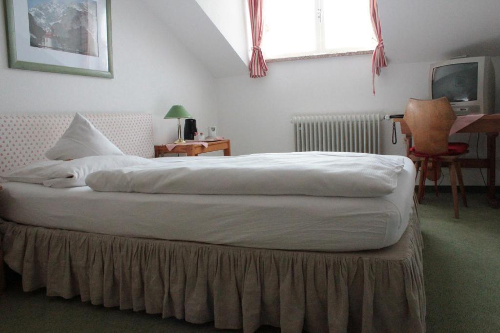 Burgdacherl Hotel Neubeuern Camera foto